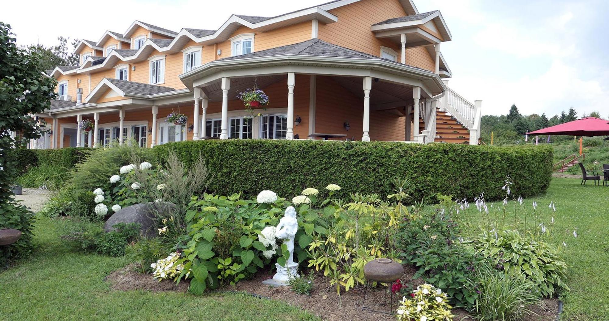 Auberge La Daina Baie-Saint-Paul Exterior foto